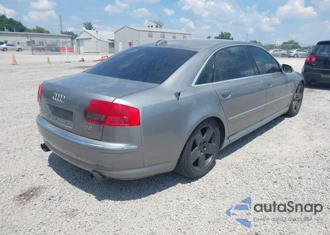 2004 Audi A8 L 4.2 из США, поврежденный, VIN WAUML44E74N015221